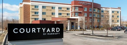 Courtyard By Marriott Toledo North