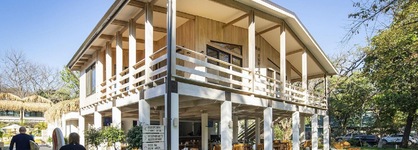The Gilded Iguana Surf Hotel
