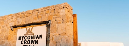 Myconian Crown Suites
