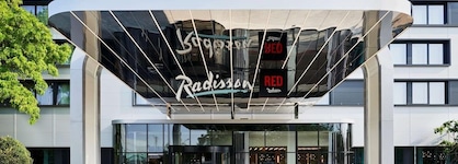 Radisson Red Hotel London Heathrow