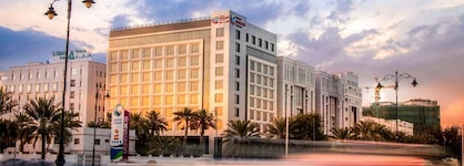 Ramada Encore By Wyndham Muscat Al-Ghubra