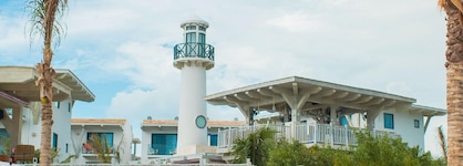 Delek Holbox