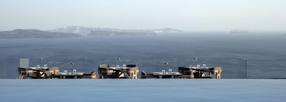 Hom Santorini