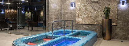 Kravt Nevsky Hotel And Spa