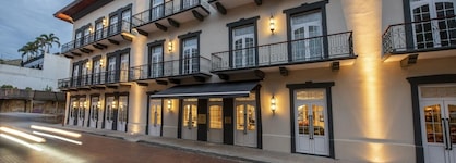 Hotel La Compañía Casco Antiguo