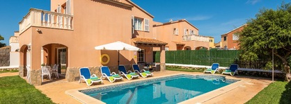 Villa en Cala´n Blanes para 6 personas con 3 habitaciones Ref. 335780