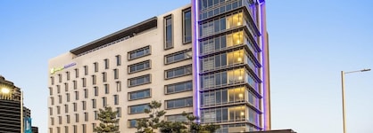 Holiday Inn & Suites Sunshine Coast By Ihg