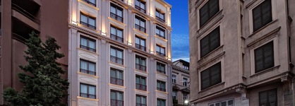 Dora Pera Hotel
