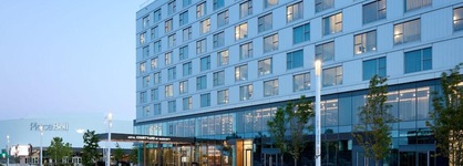 Courtyard By Marriott Montreal Laval