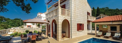 Villa in Zaton for 10 people with 5 rooms Ref. 656002