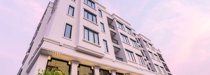Glory Boutique Suite
