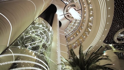 Foto MSC Divina