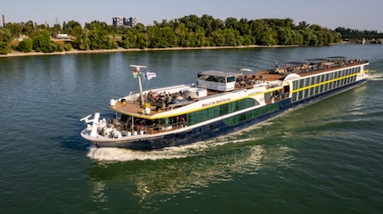 Foto MS Monarch Countess