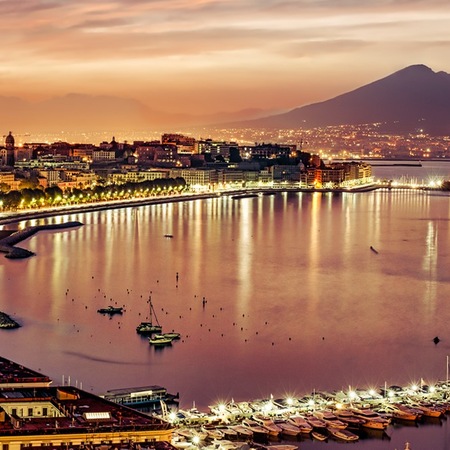 https://blog.logitravel.com/wp-content/uploads/2019/06/napoles1.jpg