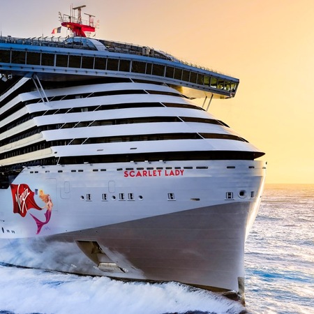 Scarlet Lady: El crucero que rompe con todas las reglas