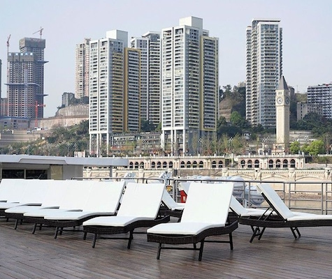 MS VICTORIA ISABELLA_DECK SUN