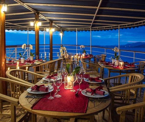 Cena al aire libre CroisiEurope