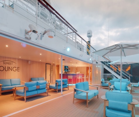 Sunset Lounge