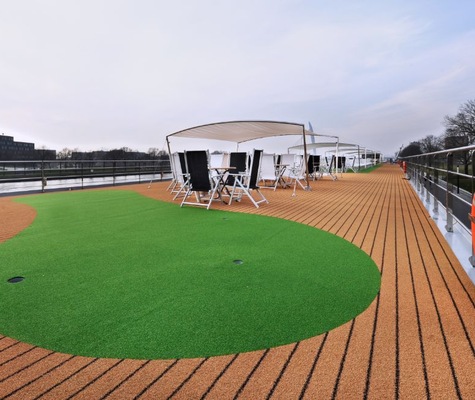 River Voyager minigolf
