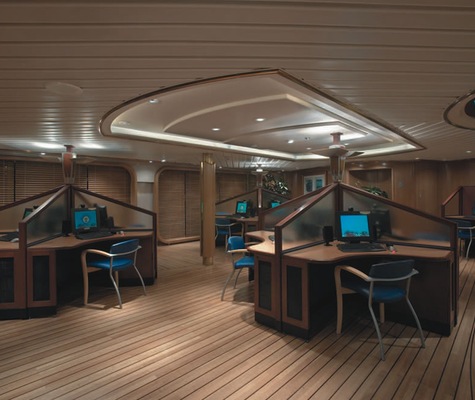 Internet Café