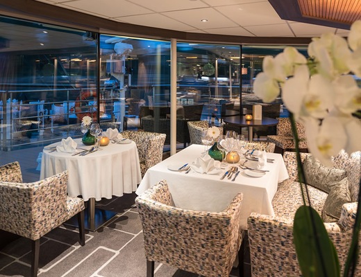 Amadeus diamond Panorama Bar