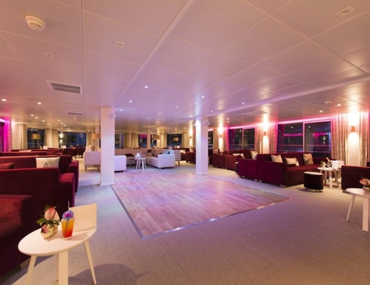 Salon Bar