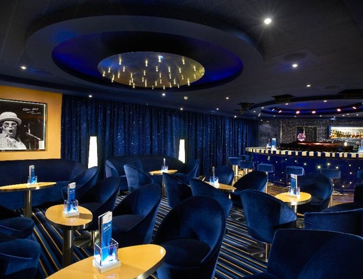 Piano Bar