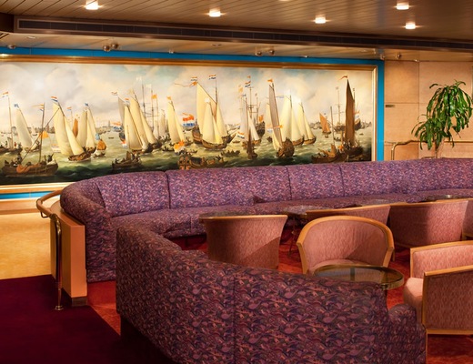 Explorer Lounge