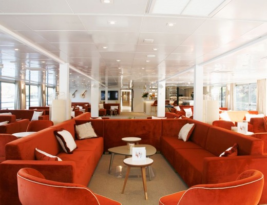 salon bar-ms-amalia-rodrigues