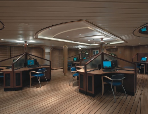 Internet Café