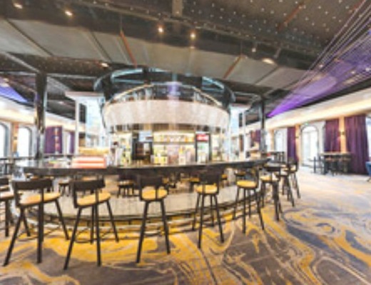 Bar at Yangtze Club