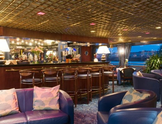 Lounge Bar
