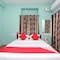 Oyo 17276 The Maple Tree Hotels - map