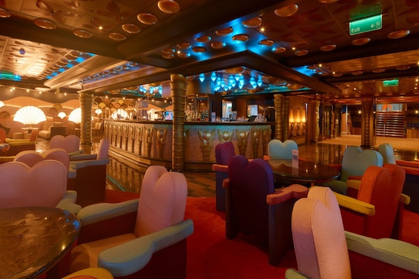 Grand Bar