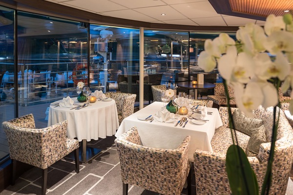 Amadeus diamond Panorama Bar
