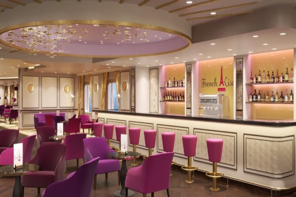 French Kiss Bistro Bar