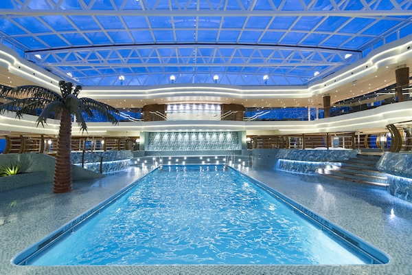 La Playa Preziosa piscina interior