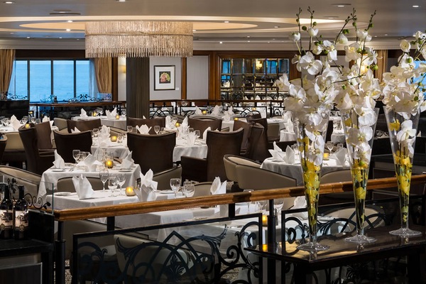 Imágen Azamara Quest Desire 6