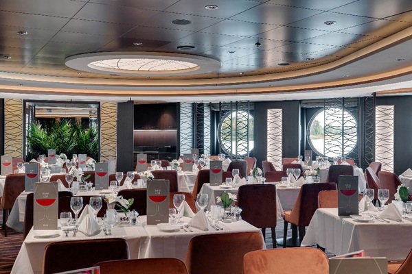 Restaurante - Silver Dolphin