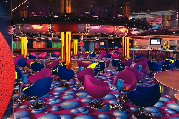Cabaret Lounge Bar