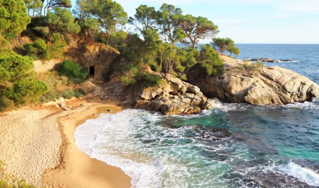 Platja d'Aro: Calas escondidas y playas infinitas