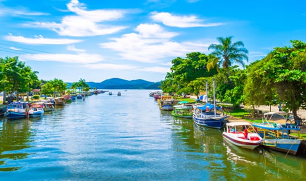 Paraty: Tranquila y colorida