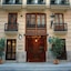 Ad Hoc Monumental Hotel