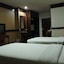 Suriwongse Tower Inn