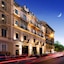 Leon's Place Hotel