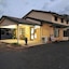 Hilltops Retreat Motor Inn