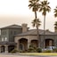 Best Western Plus A Wayfarer's Inn And Suites