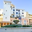 Island Club Hotel & Apartments