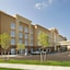 Hampton Inn & Suites Buffalo Airport