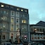 La Parisienne Hotel